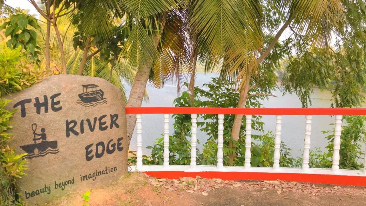 The River Edge Resort Kumta Exterior photo